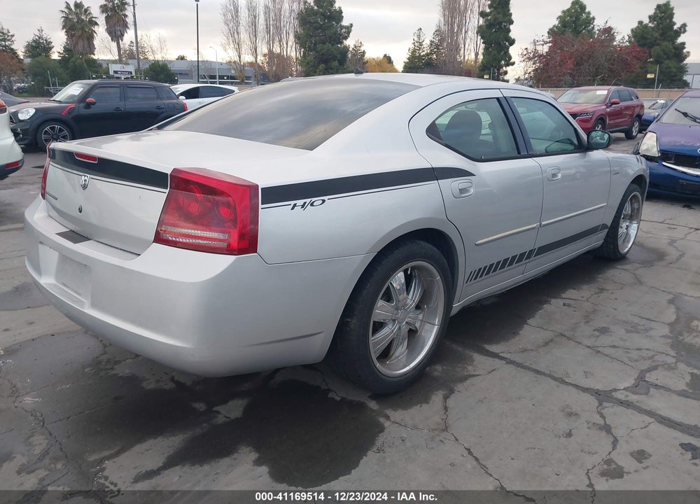 2008 DODGE CHARGER VIN: 2B3KA43R68H195862