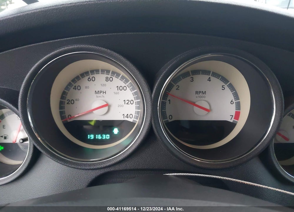 2008 DODGE CHARGER VIN: 2B3KA43R68H195862