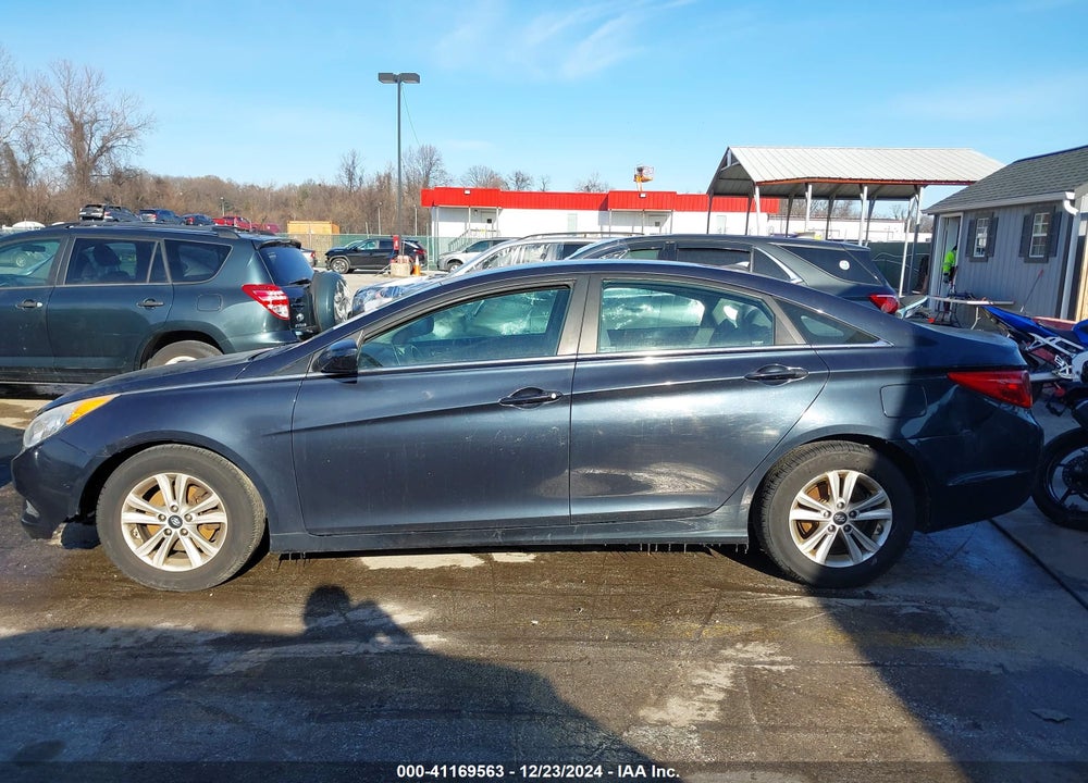 2013 HYUNDAI SONATA GLS VIN: 5NPEB4AC8DH751341