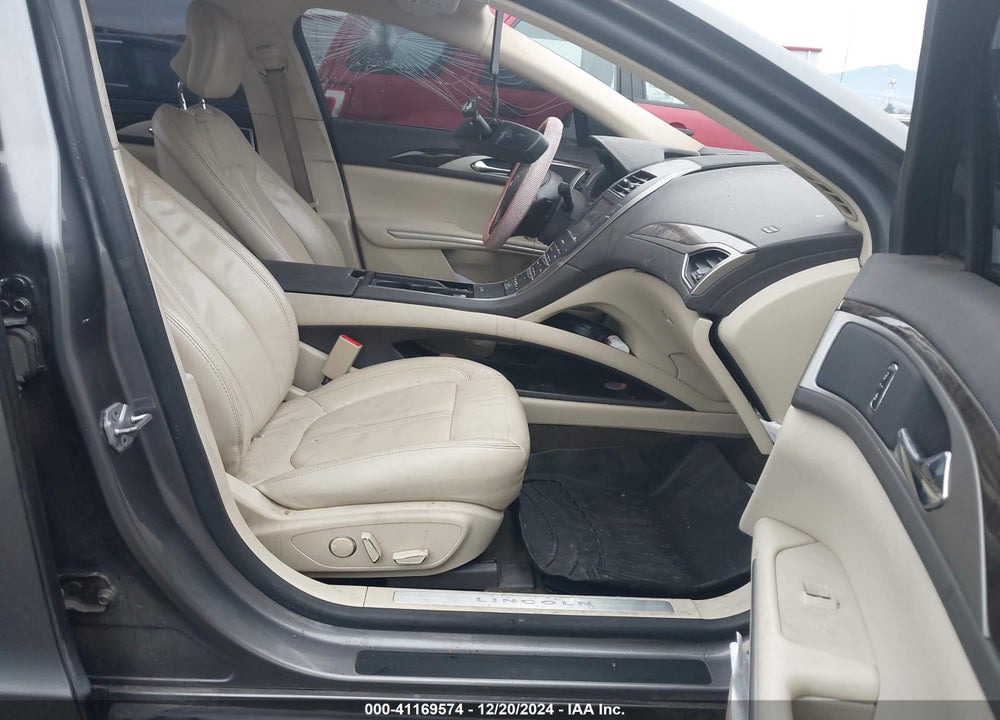 2014 LINCOLN MKZ VIN: 3LN6L2GK6ER804777