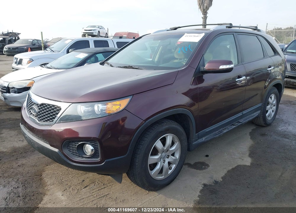 2012 KIA SORENTO LX V6 VIN: 5XYKT4A27CG299590