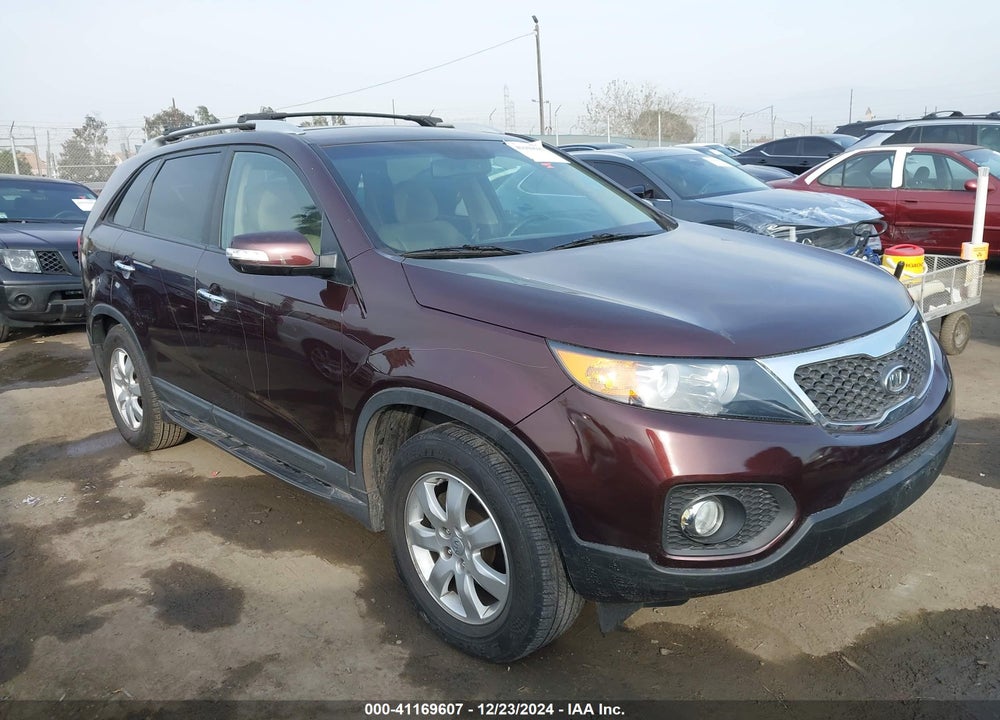 2012 KIA SORENTO LX V6 VIN: 5XYKT4A27CG299590