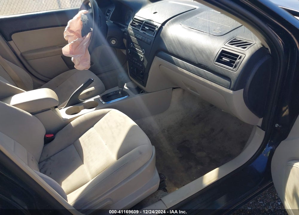 2009 FORD FUSION S VIN: 3FAHP06Z09R173637