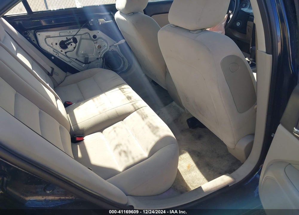 2009 FORD FUSION S VIN: 3FAHP06Z09R173637