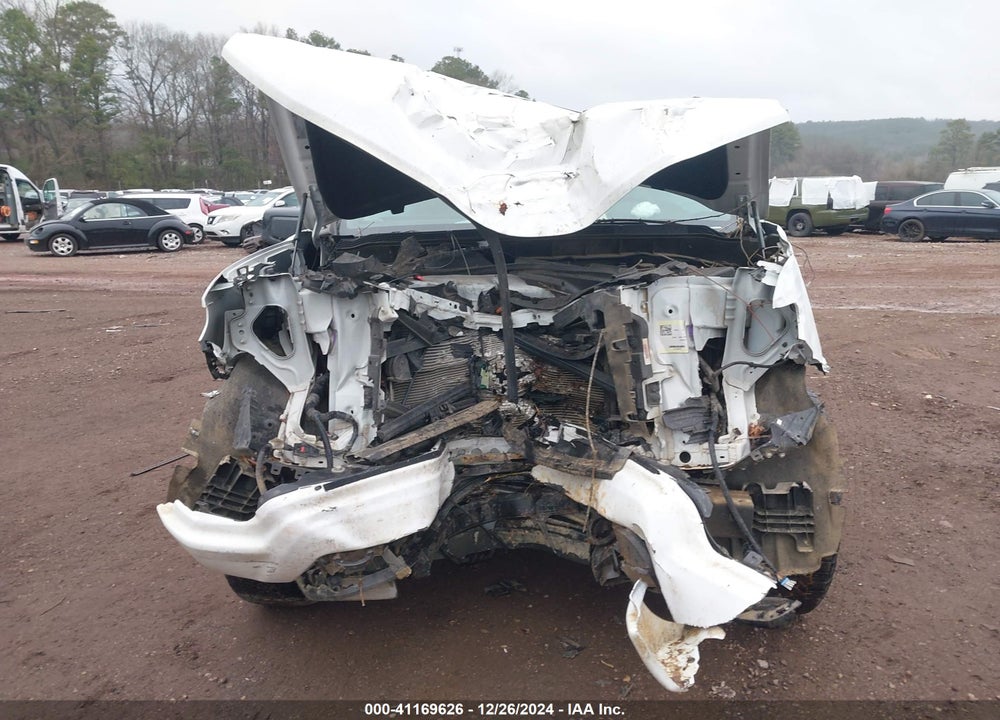 2023 CHEVROLET SILVERADO 1500 4WD SHORT BED RST VIN: 2GCUDEED4P1135110