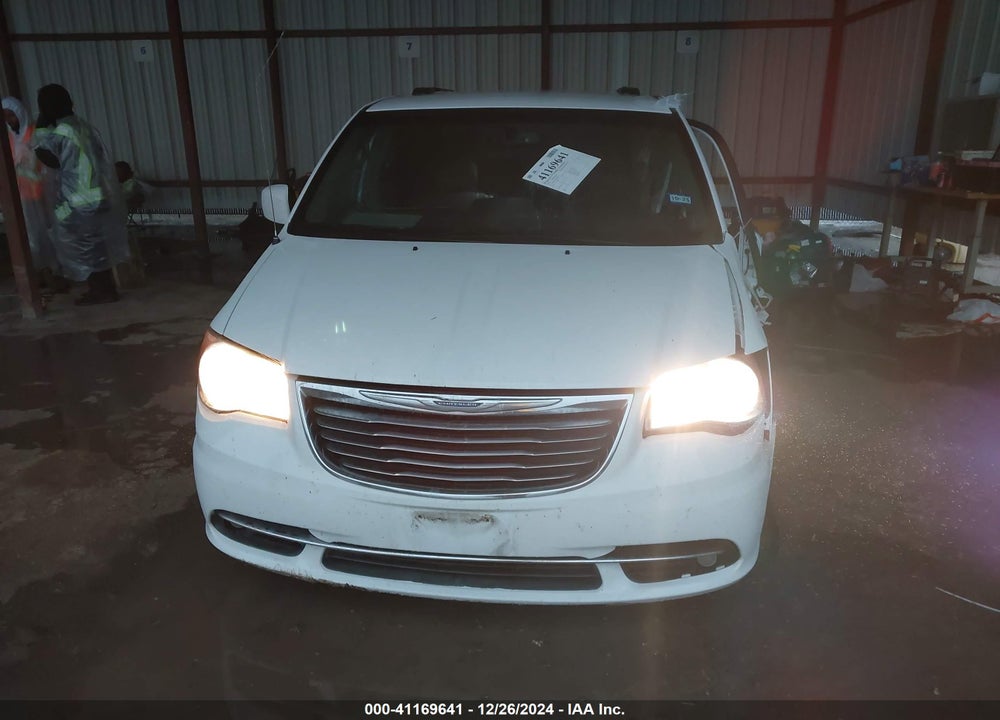 2016 CHRYSLER TOWN & COUNTRY VIN: 2C4RC1BG4GR301319