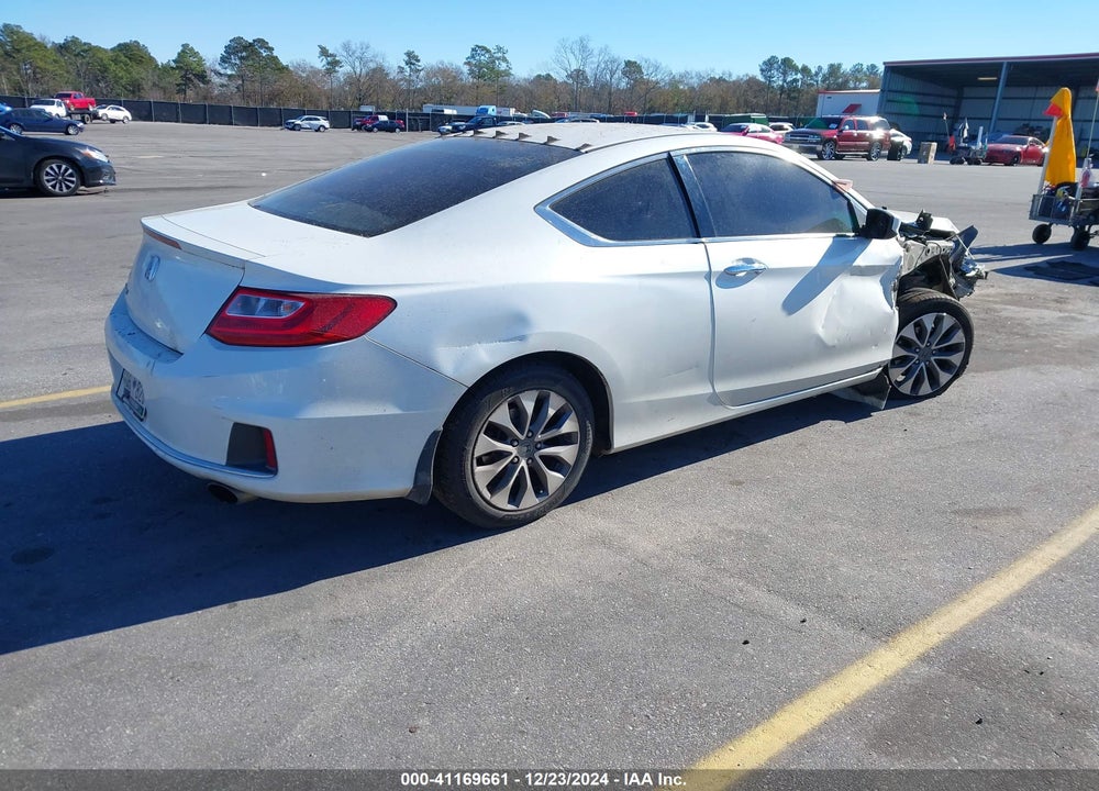 2015 HONDA ACCORD VIN: 1HGTT1B33FA012651