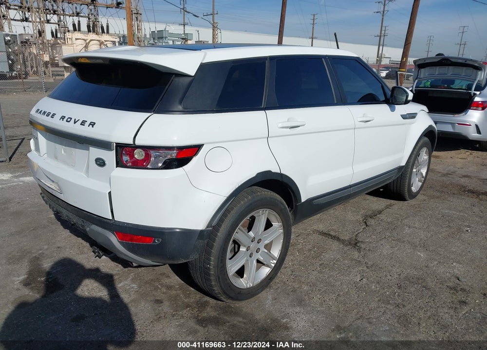 2015 LAND ROVER RANGE ROVER EVOQUE VIN: SALVP2BG7FH960796
