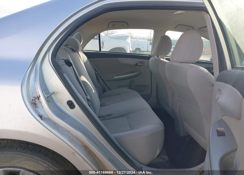 2013 TOYOTA COROLLA LE VIN: JTDBU4EE8DJ117060