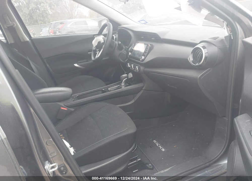2024 NISSAN KICKS SV XTRONIC CVT VIN: 3N1CP5CV1RL523690