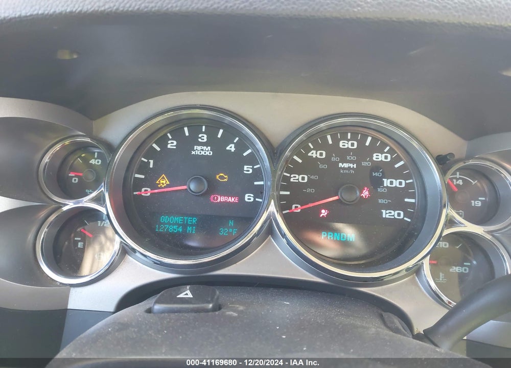 2011 CHEVROLET SILVERADO 1500 LT VIN: 3GCPKSE39BG195294