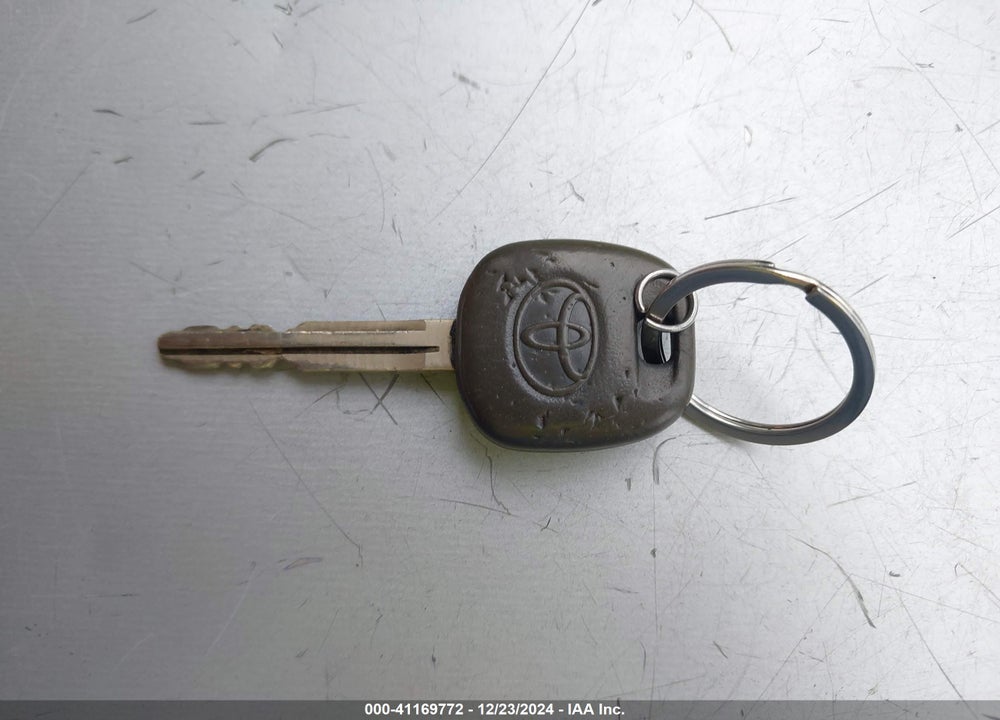 2007 TOYOTA COROLLA CE VIN: 1NXBR32E97Z822271