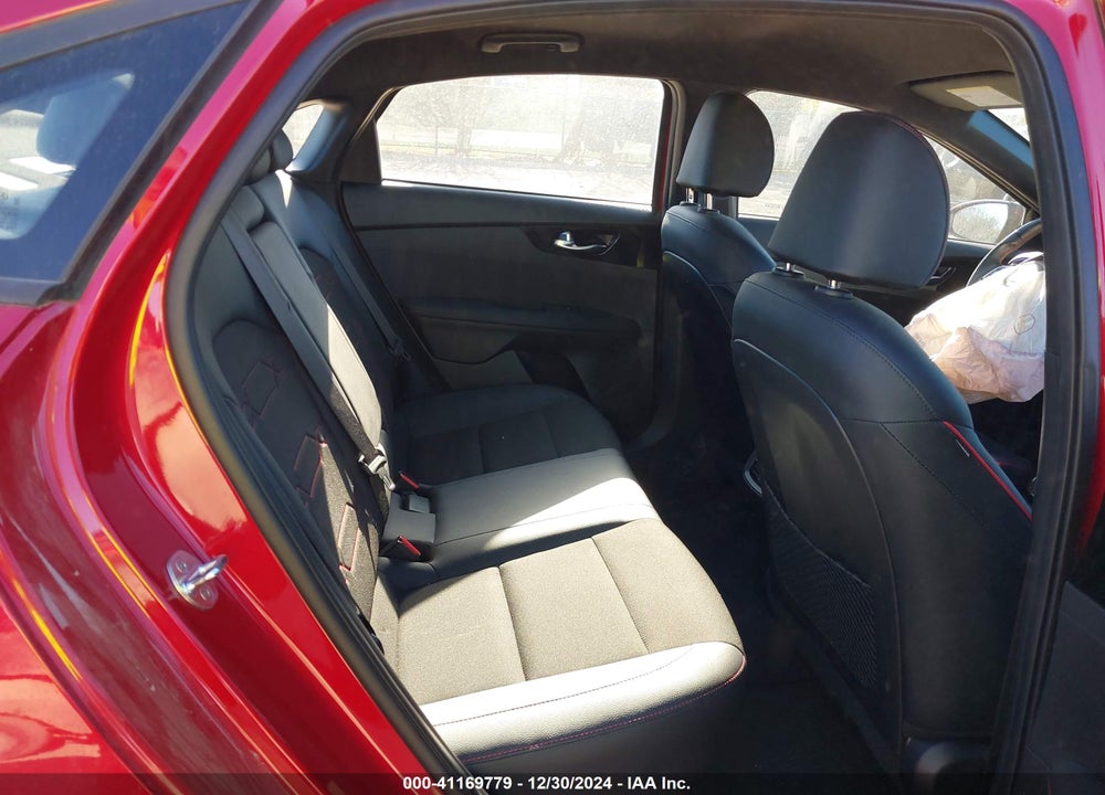 2021 KIA FORTE VIN: 3KPF44AC1ME314817