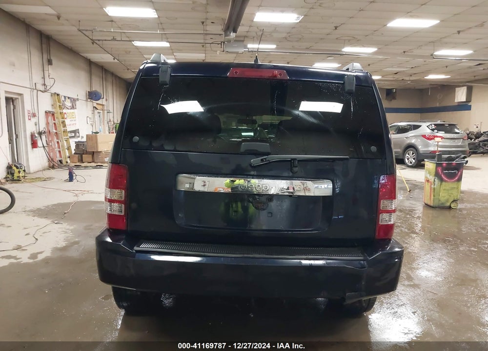 2011 JEEP LIBERTY VIN: 1J4PN2GK6BW577600