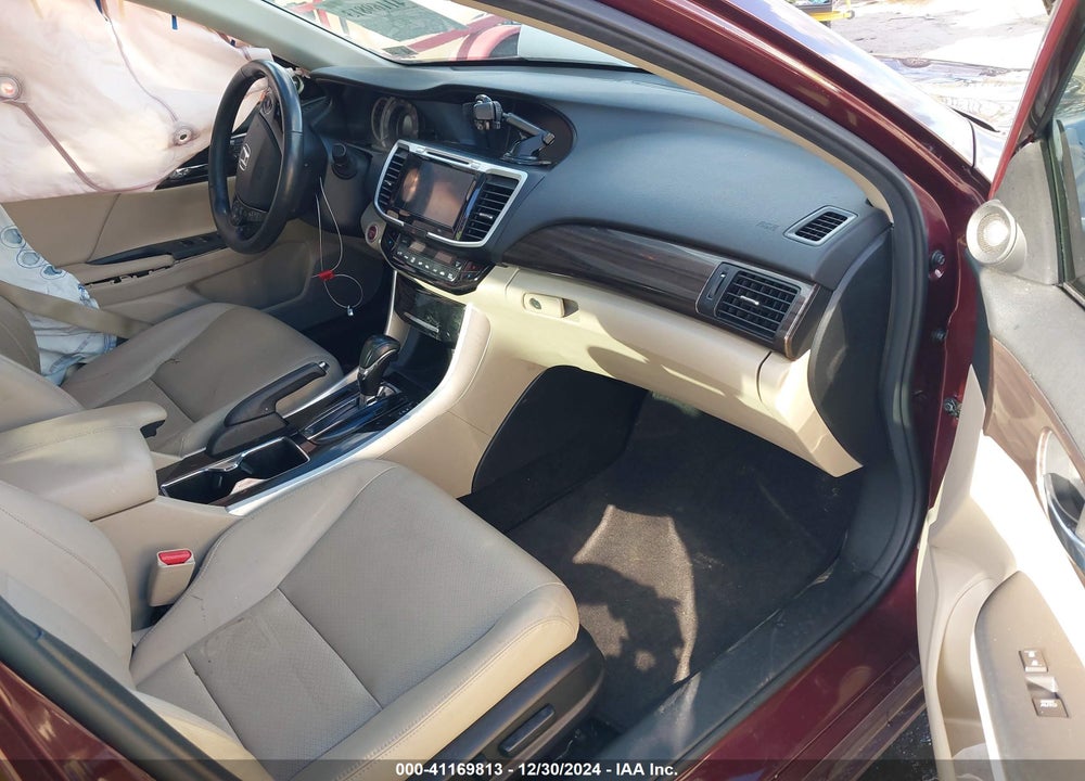 2016 HONDA ACCORD EX-L VIN: 1HGCR2F83GA158110