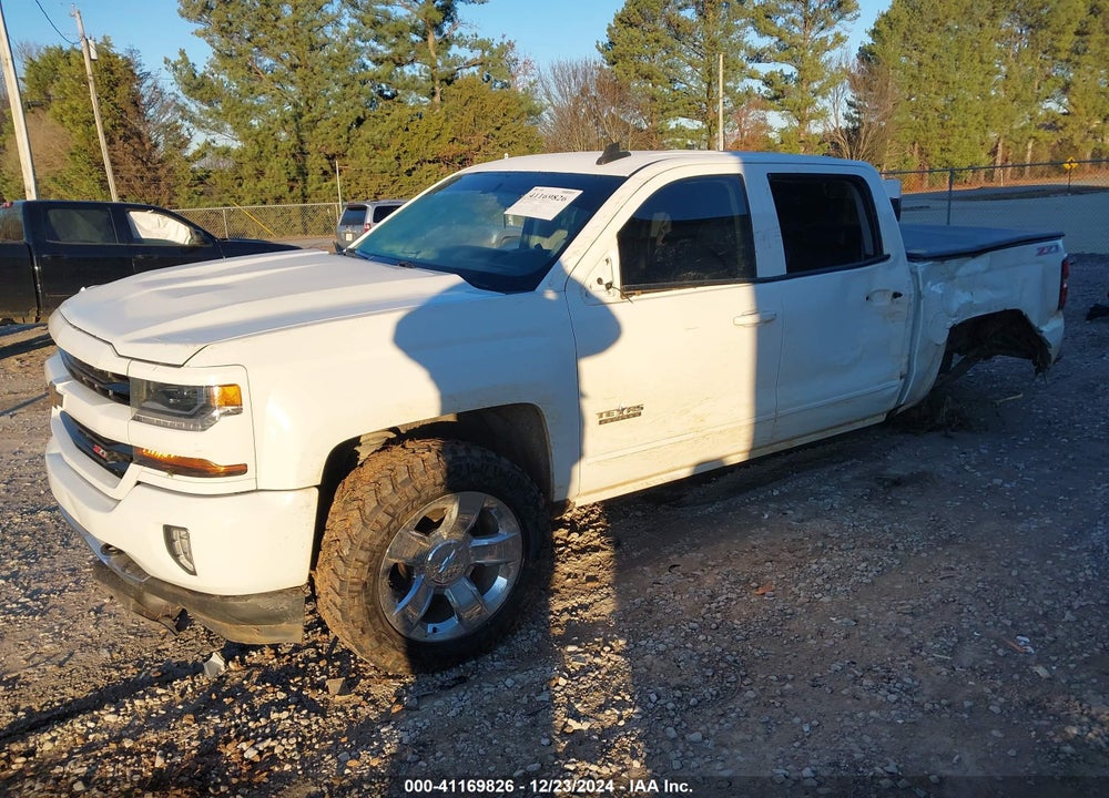 2017 CHEVROLET SILVERADO 1500 2LT VIN: 3GCUKREC9HG385505