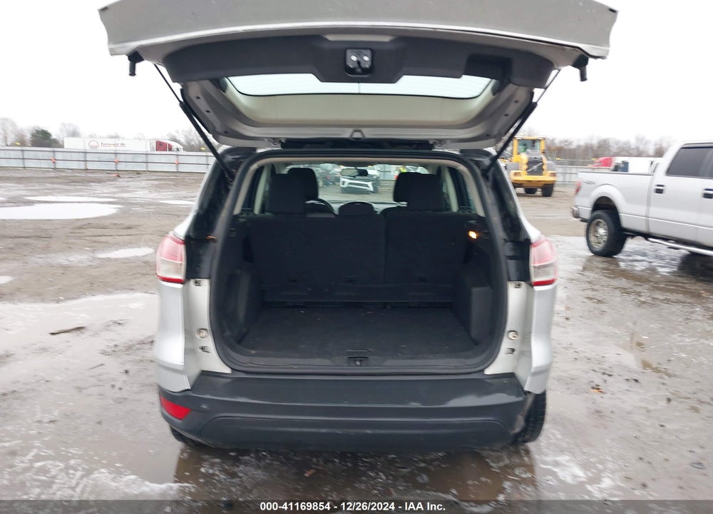 2015 FORD ESCAPE S VIN: 1FMCU0F70FUA91581