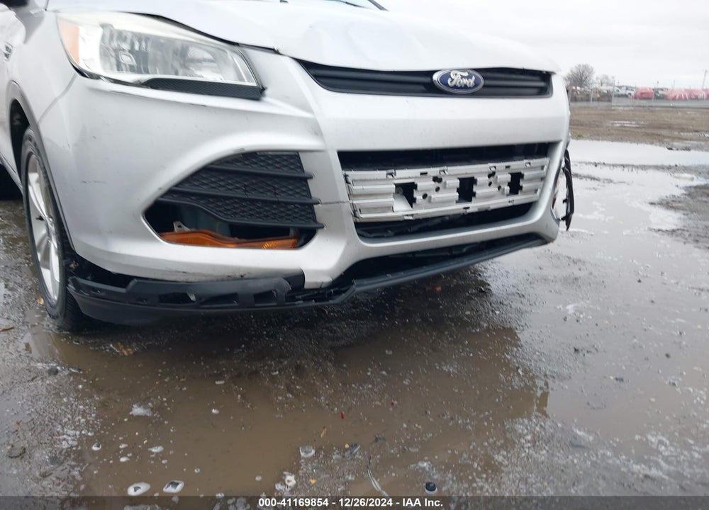 2015 FORD ESCAPE S VIN: 1FMCU0F70FUA91581
