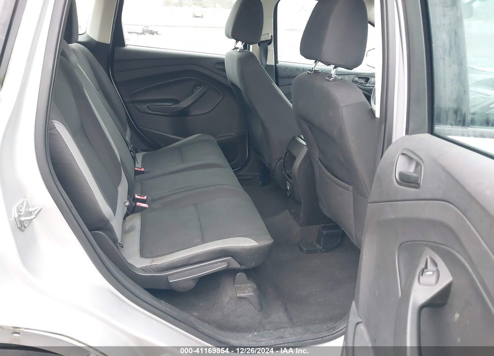 2015 FORD ESCAPE S VIN: 1FMCU0F70FUA91581