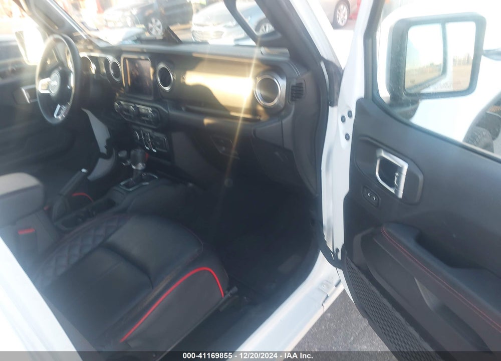 2023 JEEP WRANGLER 4-DOOR SAHARA 4X4 VIN: 1C4HJXEN9PW695177