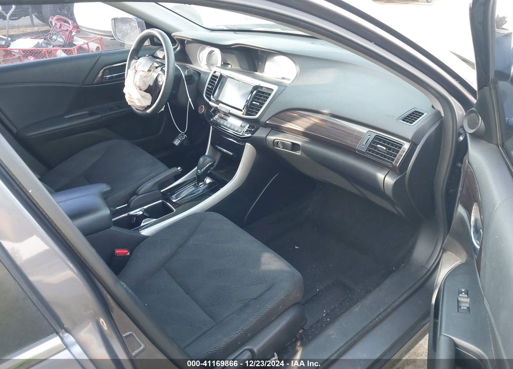 2017 HONDA ACCORD VIN: 1HGCR2F79HA298302