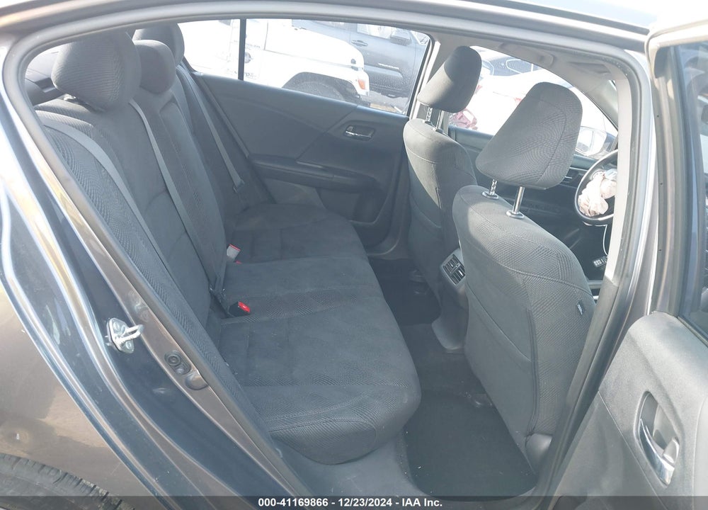 2017 HONDA ACCORD VIN: 1HGCR2F79HA298302