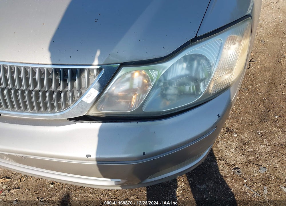 2000 TOYOTA AVALON XLS VIN: 4T1BF28B1YU053069