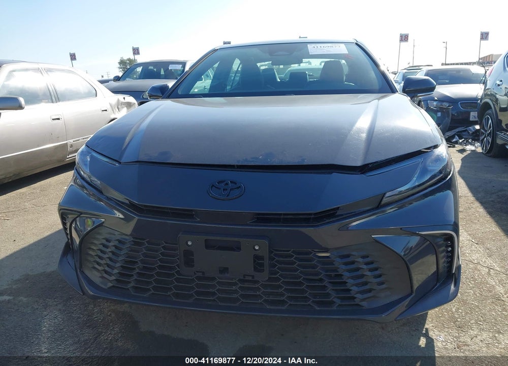 2025 TOYOTA CAMRY SE VIN: 4T1DAACK1SU012022