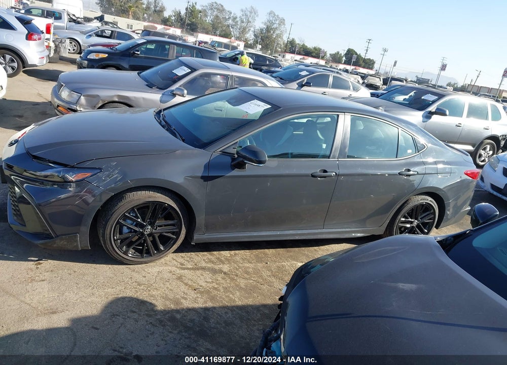 2025 TOYOTA CAMRY SE VIN: 4T1DAACK1SU012022