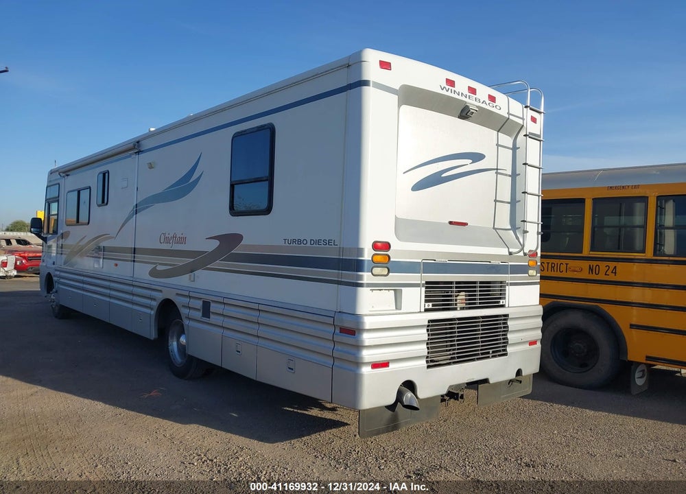 1998 FREIGHTLINER CHASSIS X LINE MOTOR HOME VIN: 4UZHXFBC4WC914733