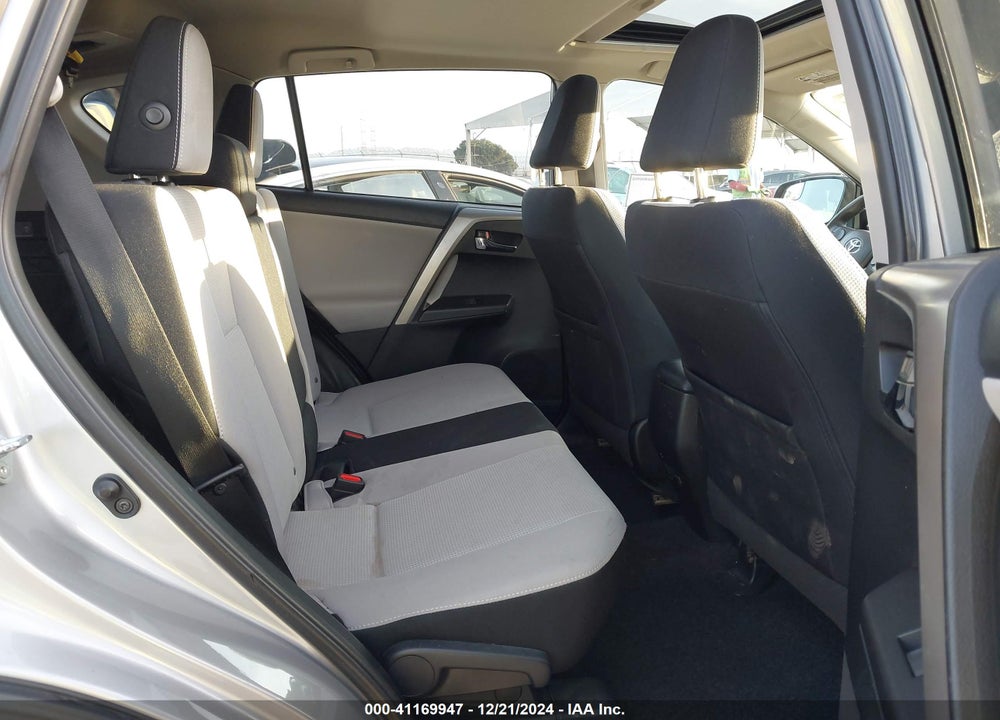 2016 TOYOTA RAV4 XLE VIN: 2T3WFREV6GW238314