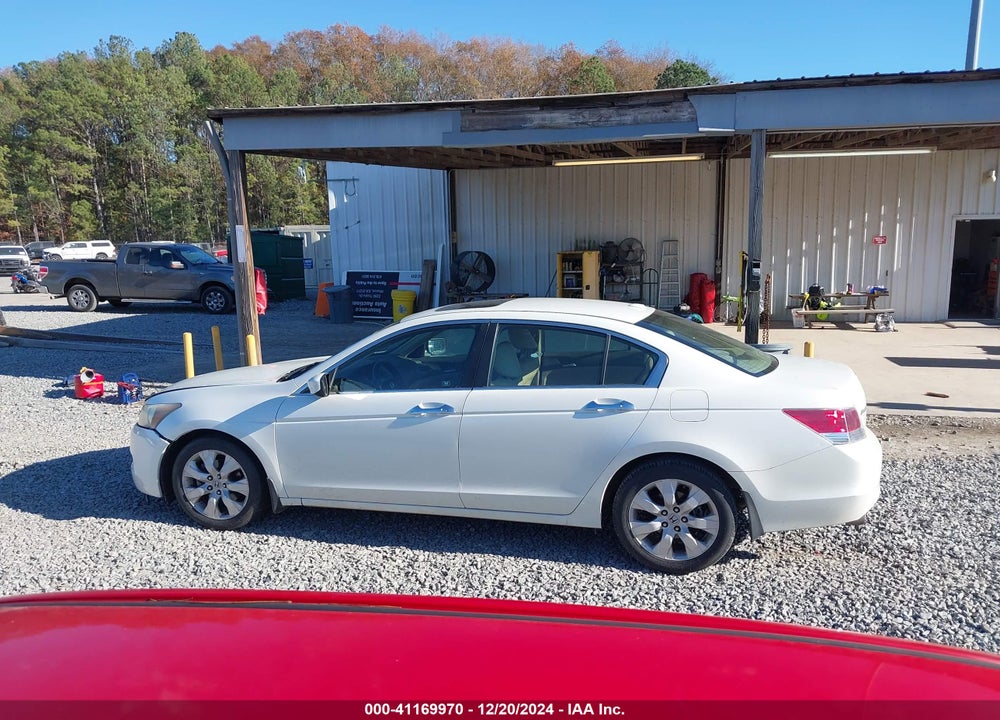 2010 HONDA ACCORD 3.5 EX-L VIN: 1HGCP3F88AA027936