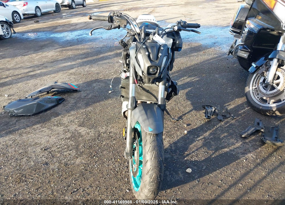 2022 YAMAHA MT07 C VIN: JYARM32Y2NA001227