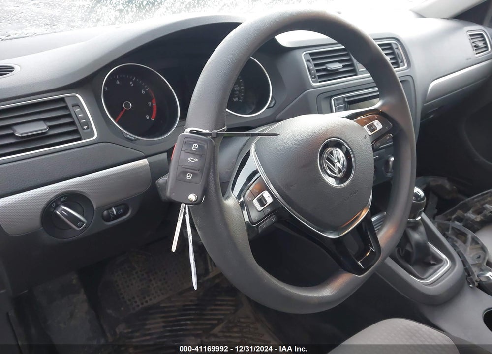 2017 VOLKSWAGEN JETTA VIN: 3VW167AJ3HM371050