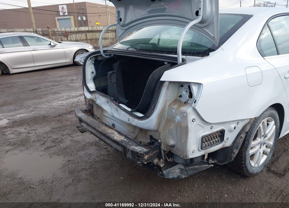 2017 VOLKSWAGEN JETTA VIN: 3VW167AJ3HM371050