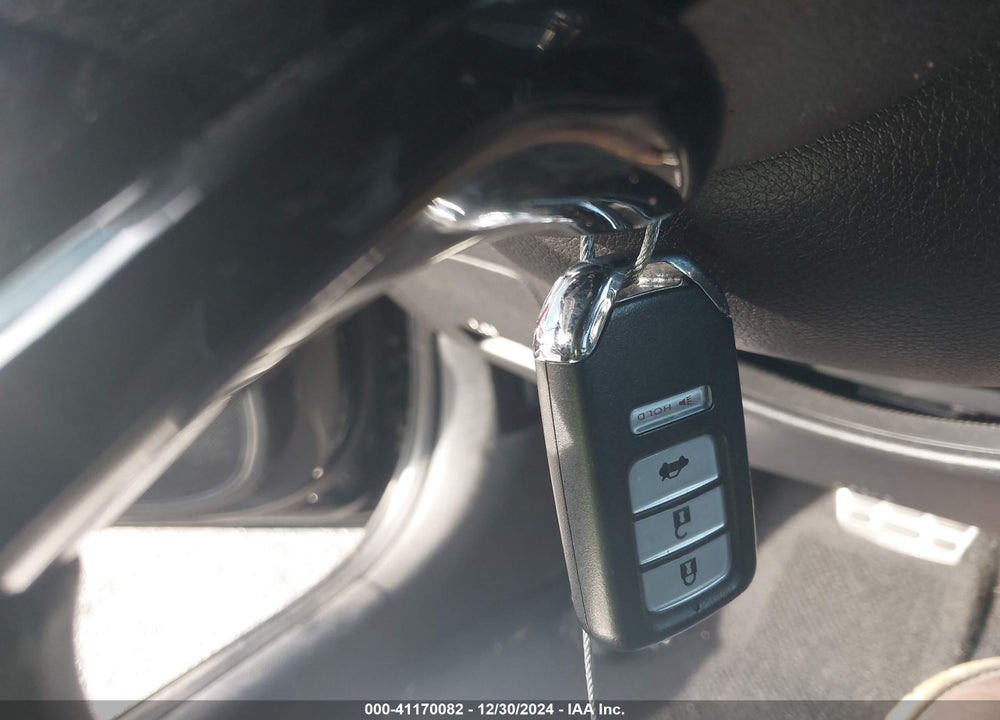 2018 KIA STINGER VIN: KNAE55LC2J6018750