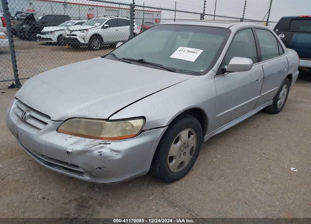 2001 HONDA ACCORD 3.0 EX VIN: 1HGCG16581A020267