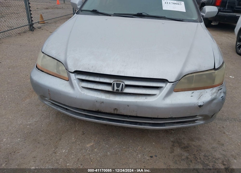 2001 HONDA ACCORD 3.0 EX VIN: 1HGCG16581A020267