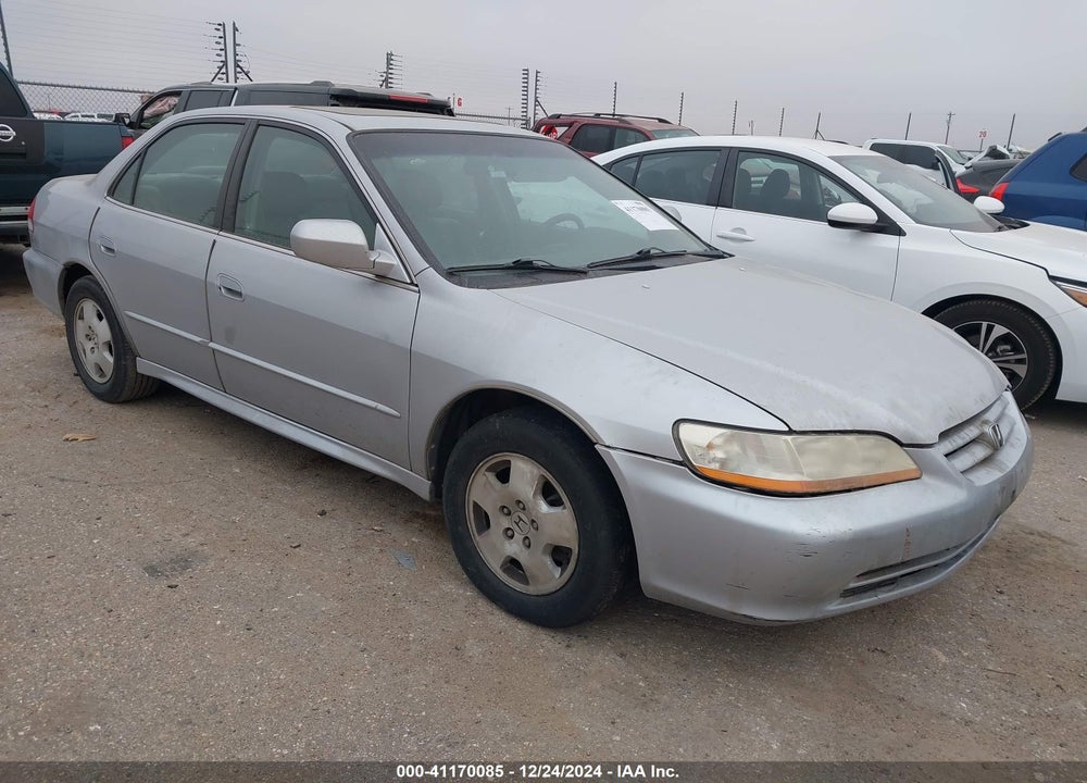 2001 HONDA ACCORD 3.0 EX VIN: 1HGCG16581A020267