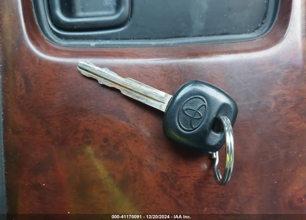 2003 TOYOTA AVALON XLS VIN: 4T1BF28B53U268785