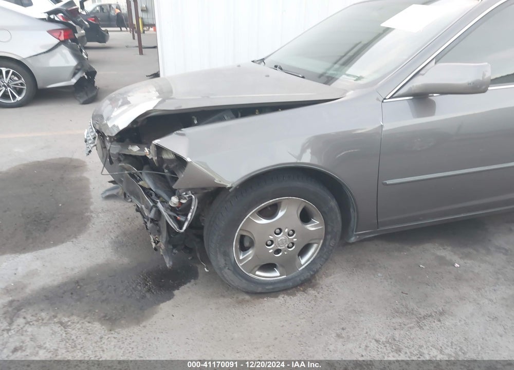 2003 TOYOTA AVALON XLS VIN: 4T1BF28B53U268785