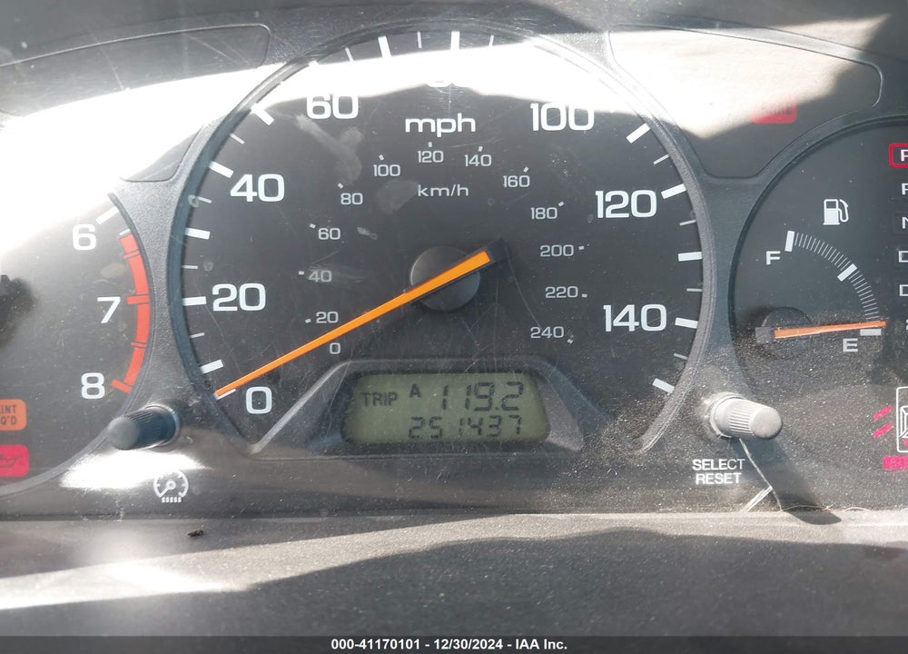 2001 HONDA ACCORD 2.3 LX VIN: 3HGCG66561G700487