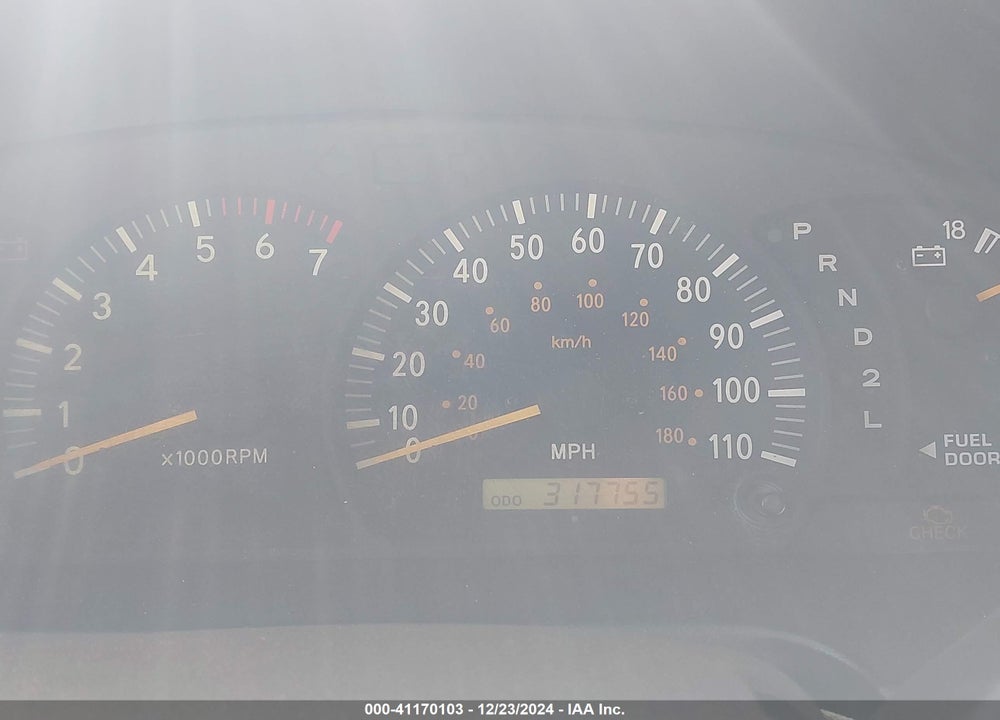 2002 TOYOTA TUNDRA SR5 V8 VIN: 5TBRT34152S274564