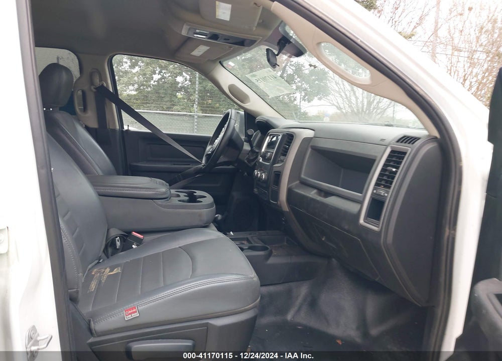 2018 RAM 2500 TRADESMAN 4X4 8' BOX VIN: 3C6UR5HL6JG390254