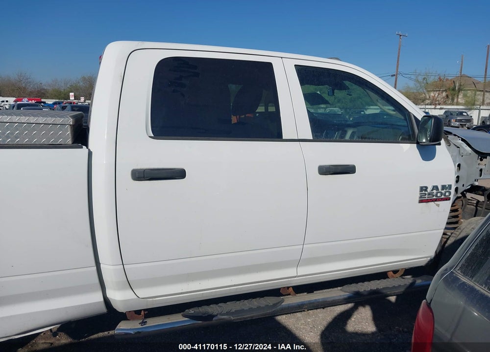 2018 RAM 2500 TRADESMAN 4X4 8' BOX VIN: 3C6UR5HL6JG390254
