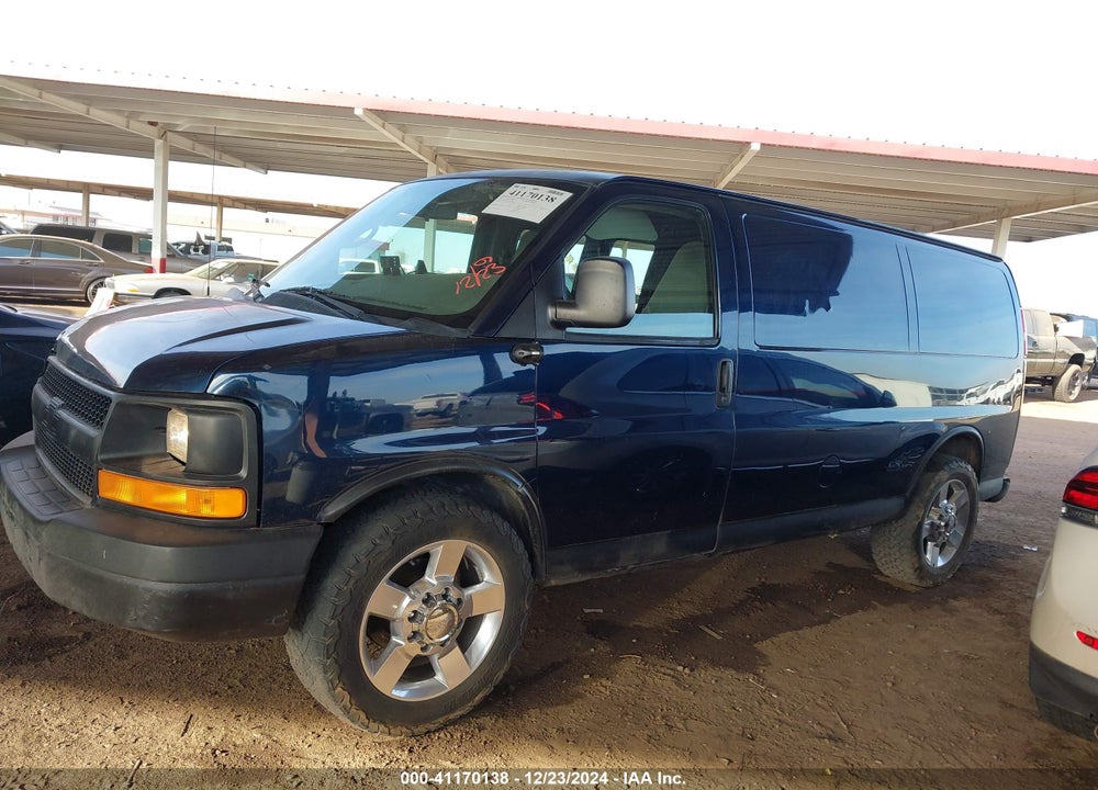 2011 CHEVROLET EXPRESS 2500 WORK VAN VIN: 1GCWGFCG0B1106818