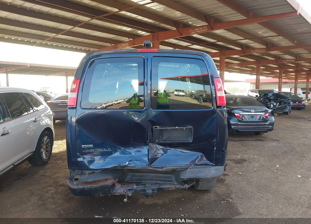 2011 CHEVROLET EXPRESS 2500 WORK VAN VIN: 1GCWGFCG0B1106818