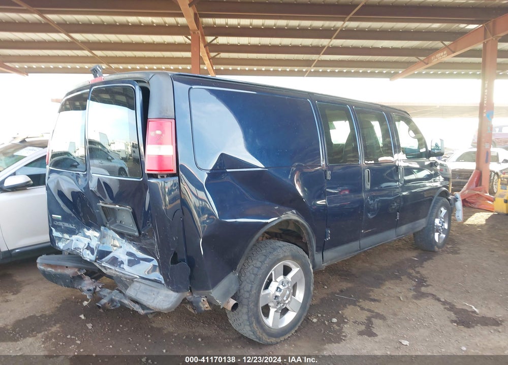 2011 CHEVROLET EXPRESS 2500 WORK VAN VIN: 1GCWGFCG0B1106818