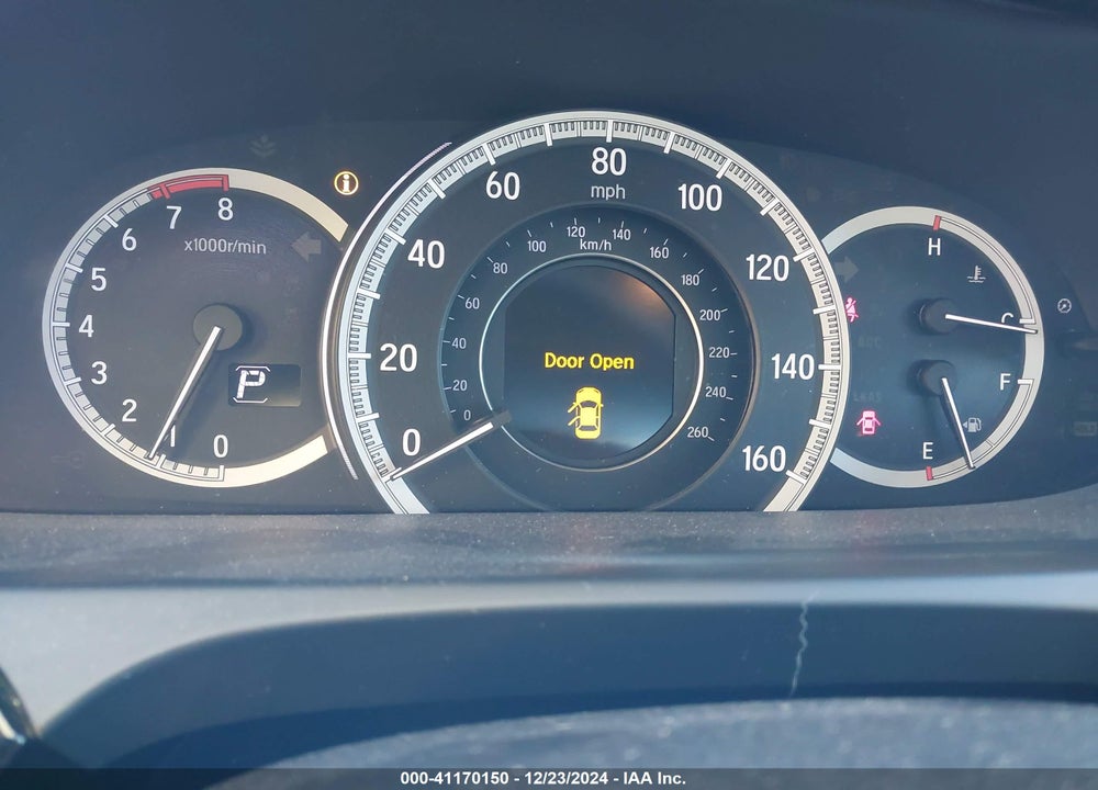 2016 HONDA ACCORD VIN: 1HGCR2F49GA122550