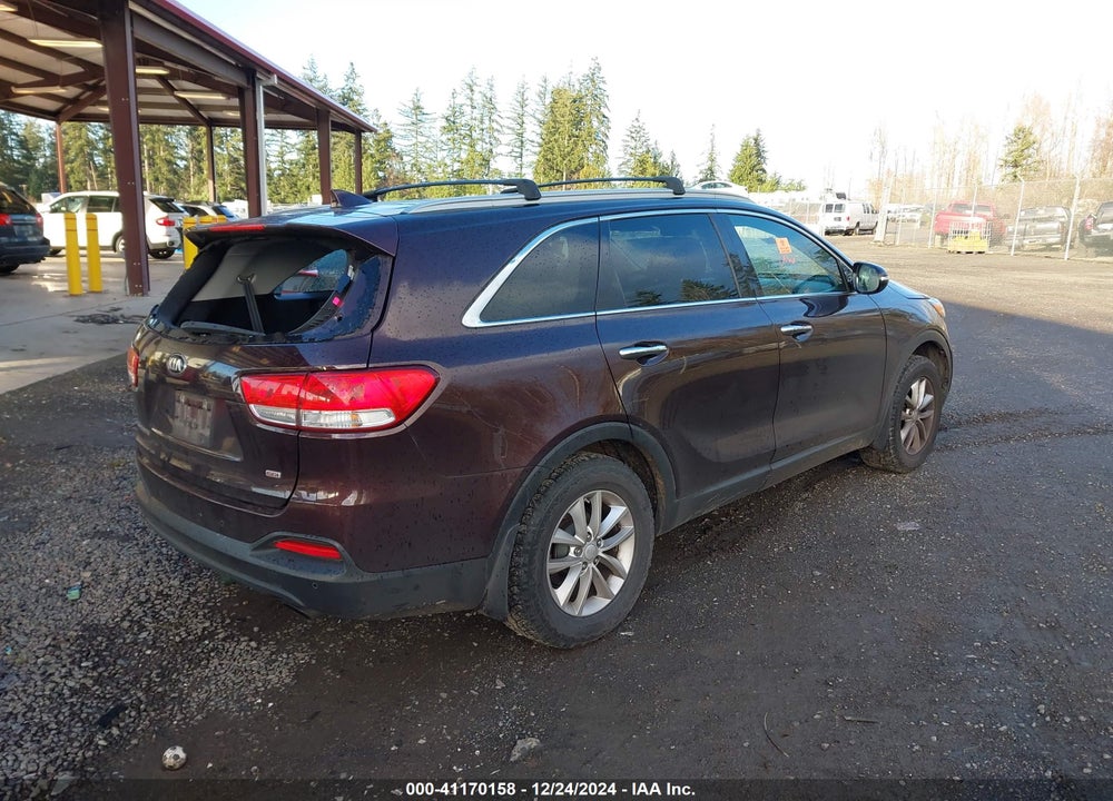 2016 KIA SORENTO 2.4L LX VIN: 5XYPG4A30GG043140